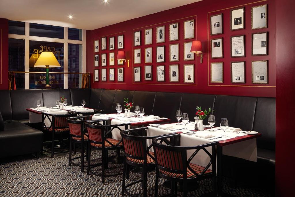 هتل آرت نوو پالاس